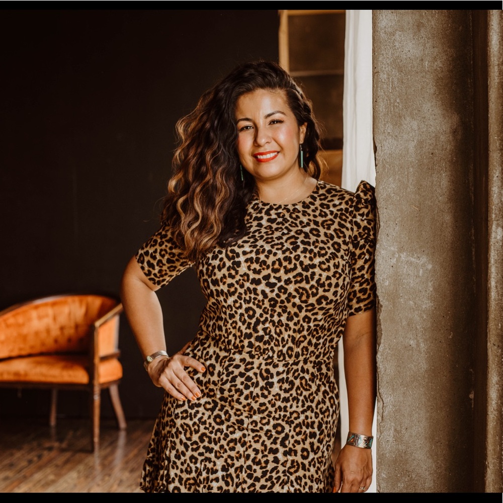 Meet your Posher, Alicia